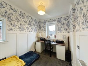 Bedroom- click for photo gallery